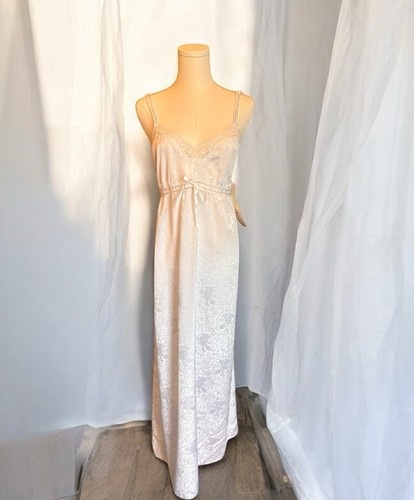 Nwt vintage barbizon - nwt,